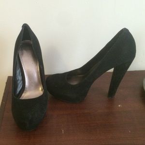 Black Suede Pumps
