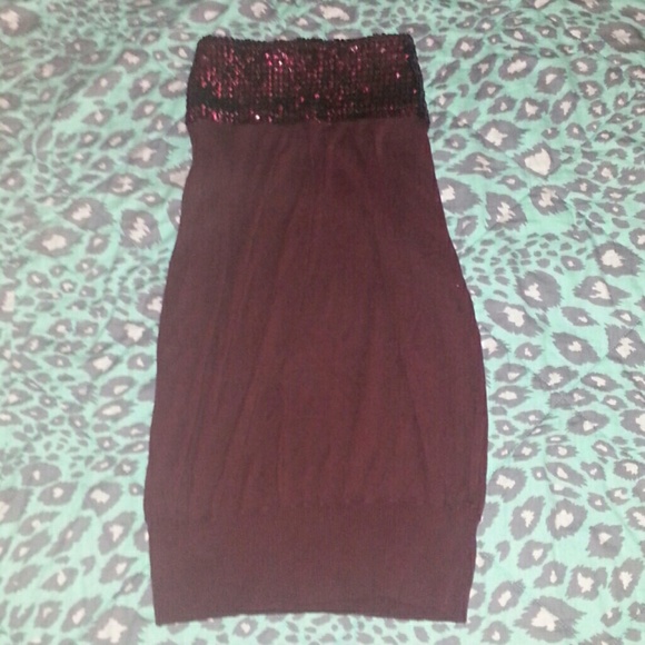 Strapless dress with sequins