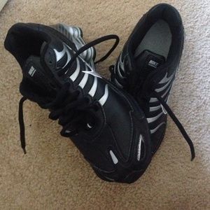 Black Nike Shox Sale