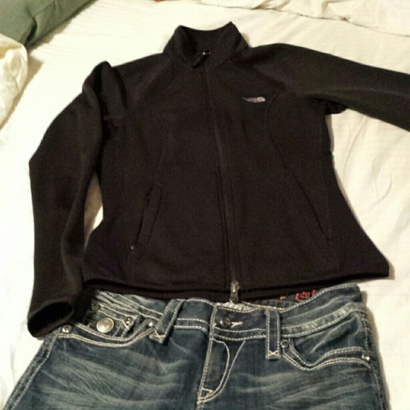 North Face Size Small