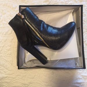 Brand new public desire fashion booties