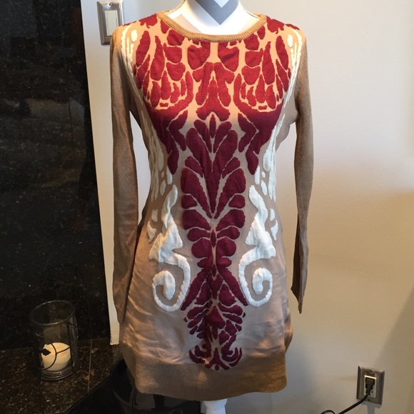 Gorgeous damask sweater tunic