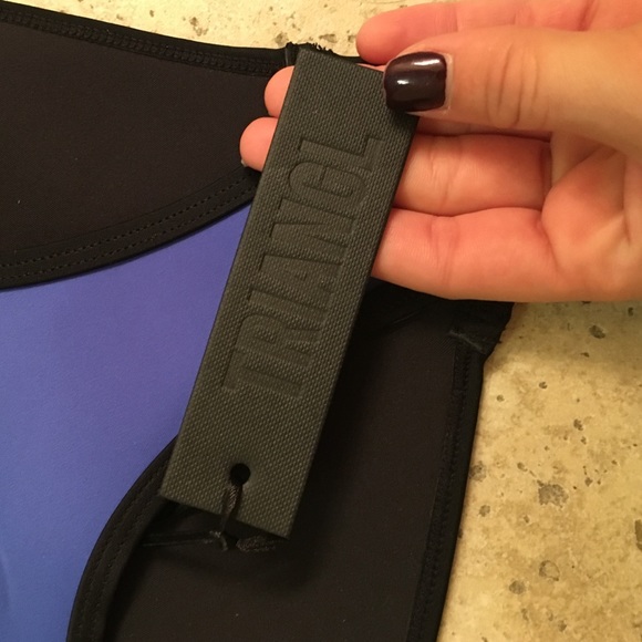 Has never been used. With all of its packaging - Picture 2 of 4