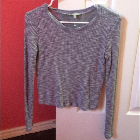 Grey long sleeve top