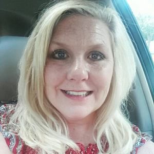 Meet your Posher, Angie