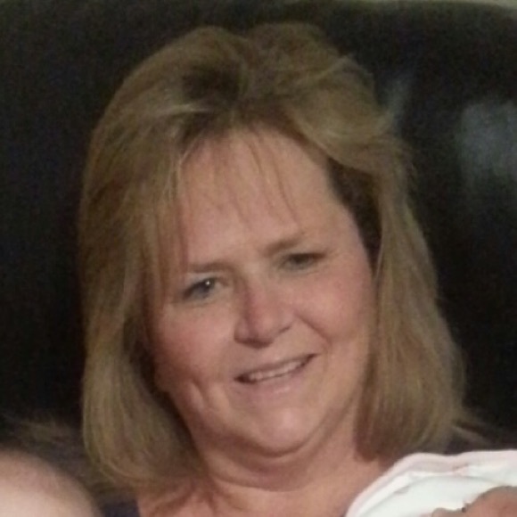 Meet your Posher, Patti - Picture 1 of 1