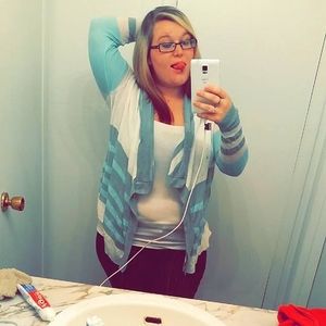 Meet your Posher, Kayla