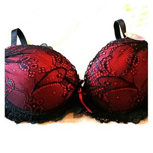 Black/Red lace Bra