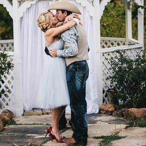 Meet your Posher, Joy