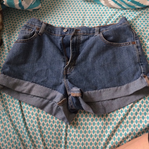 Levi Shorts