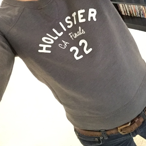 Hollister Heather Grey Crew Neck Sweater
