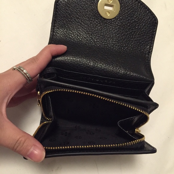 ❗️SOLD❗️Tory Burch Mercer Duo Zip Card Case - Picture 3 of 3