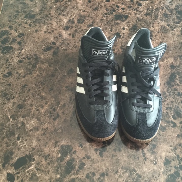 Adidas Samba