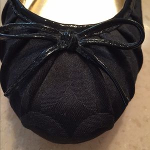 Coach Bowtie Black Flats. Final Price.