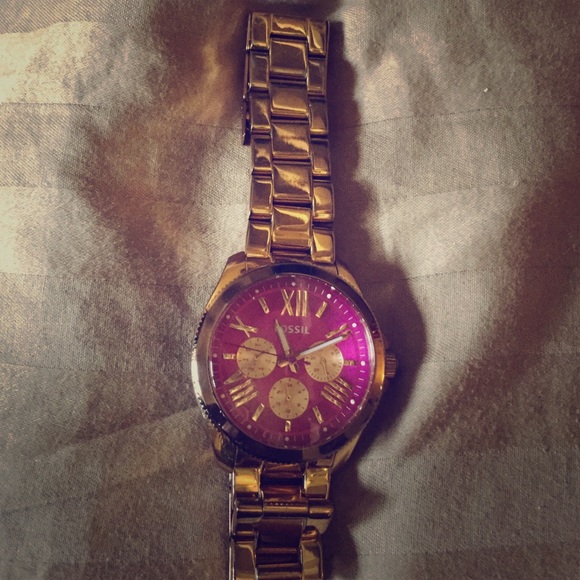 Women's Fossil watch - Picture 1 of 1