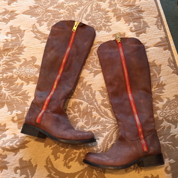 Steve Madden Shoes - NWOT Steve Madden Ruse boots