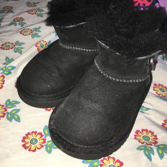 Kids if boots size (8)