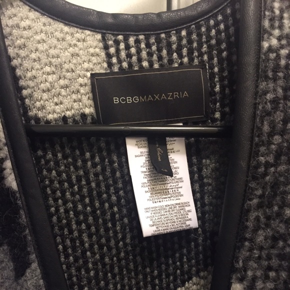 BCBGMaxaria Cape - Picture 4 of 4