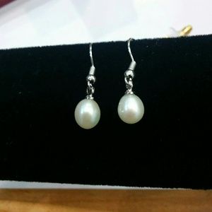 Fresh Water pearl earrings