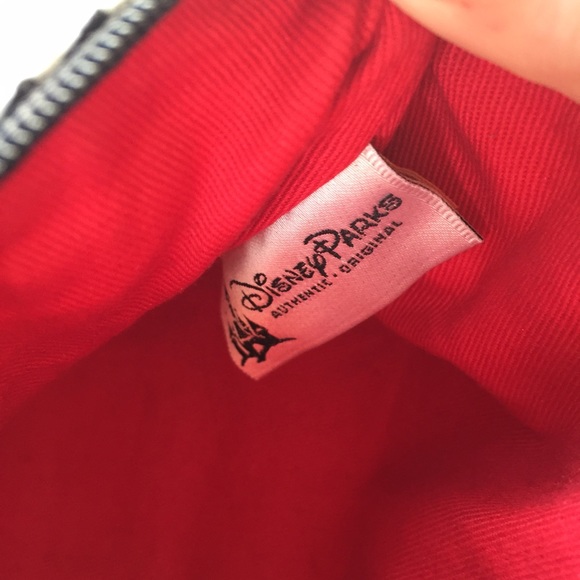 Limited Edition Dooney&Bourke Disney Makeup Clutch - Picture 3 of 4