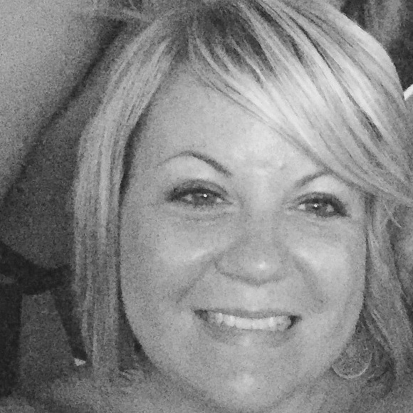 Meet your Posher, Jenny - Picture 1 of 1
