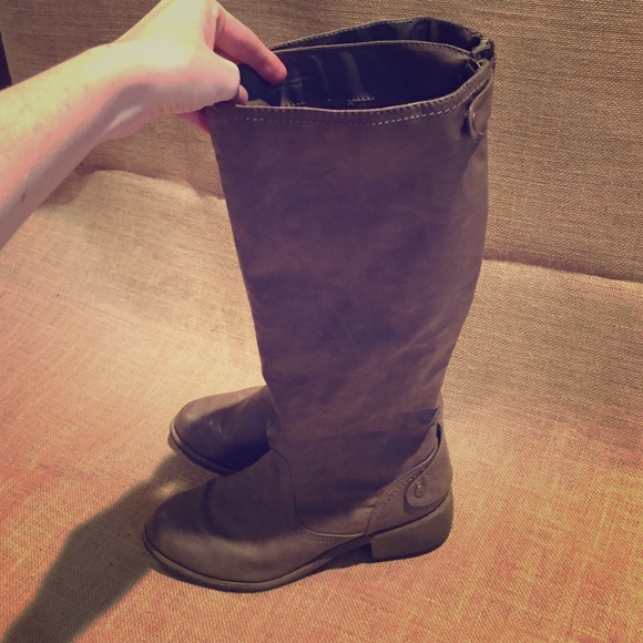 Taupe Rampage boots
