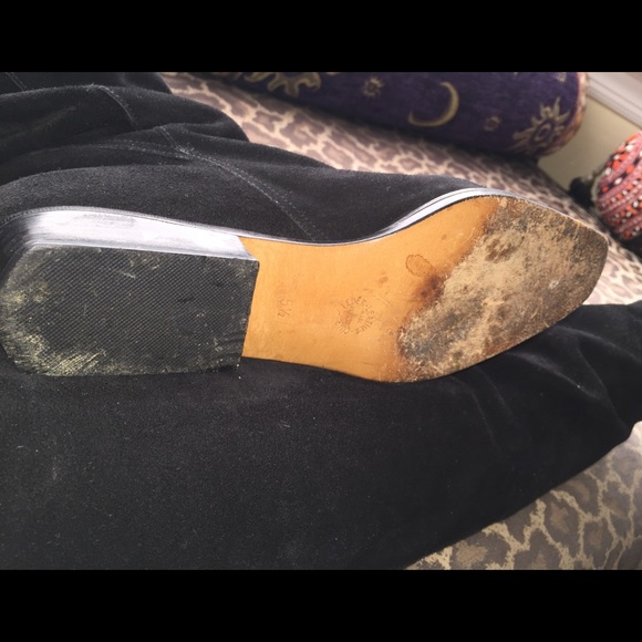 Stephane Kélian Black Suede Boots - Picture 2 of 4