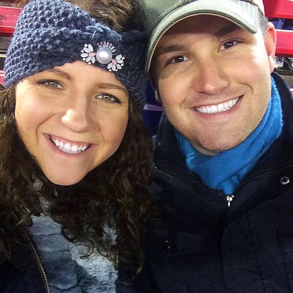 Meet your Posher, Amanda - Picture 2 of 2