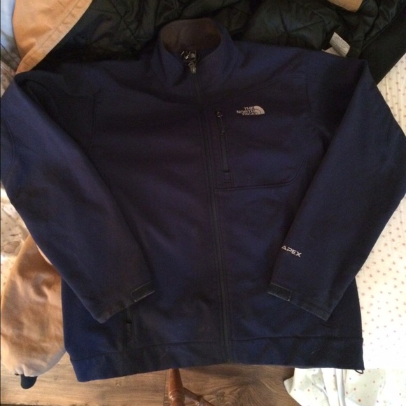 Men's navy blue northface apex