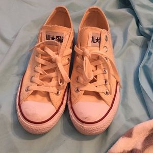 Converse all star classic size 8 lo top
