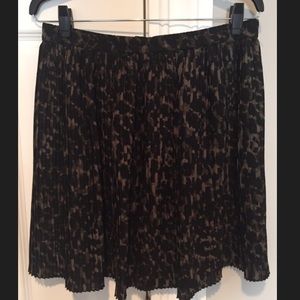 H&M pleated skirt