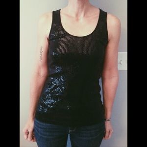 🌟LAST CHANCE🌟NWOT Sequined tank top ⭐️