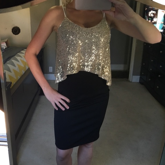 Crop sequin top