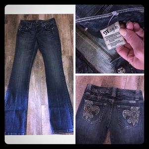 Classic Miss Me Jeans ✨