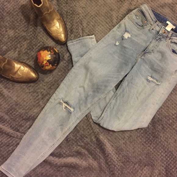 H&M high waisted light jeans