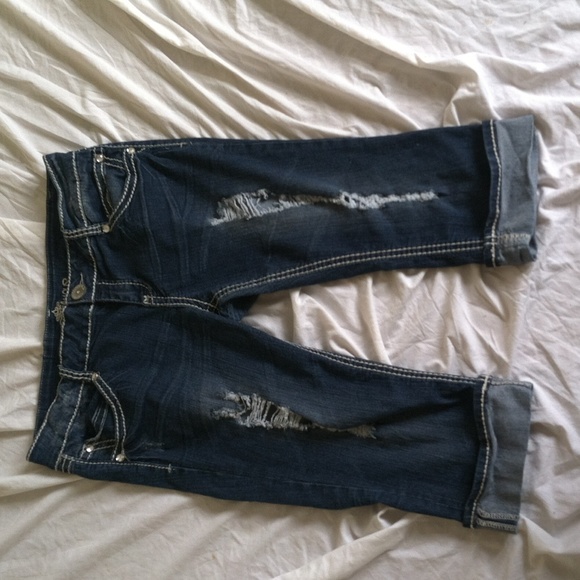 Almost famous jean with rhinestones