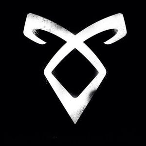 Meet your Posher, Felicia