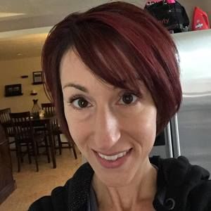 Meet your Posher, Julia