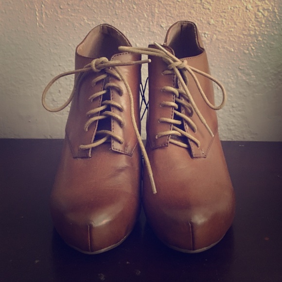 Brand new Camel boots