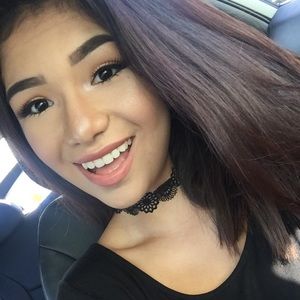 Meet your Posher, Eliana