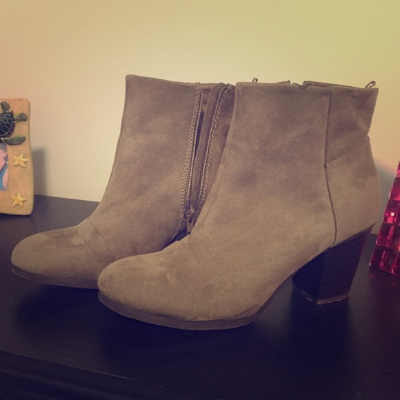 Heeled Boots