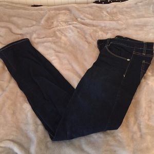 American Eagle dark wash skinny jeans