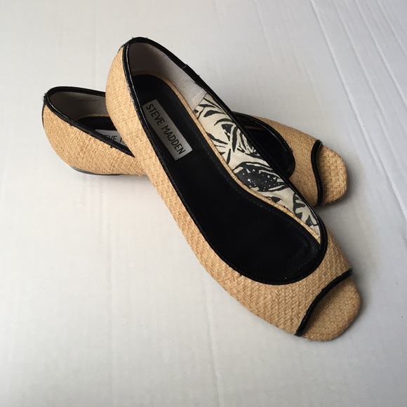Steve Madden flats!