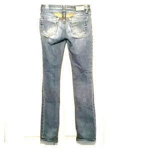 Robin's Jean light blue wash straight leg unhemmed