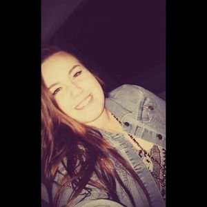 Meet your Posher, Sierra