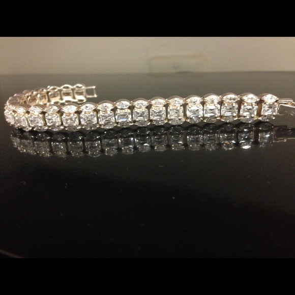 Tennis bracelet - Picture 3 of 3