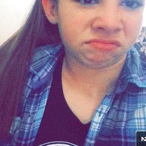 Meet your Posher, Hana