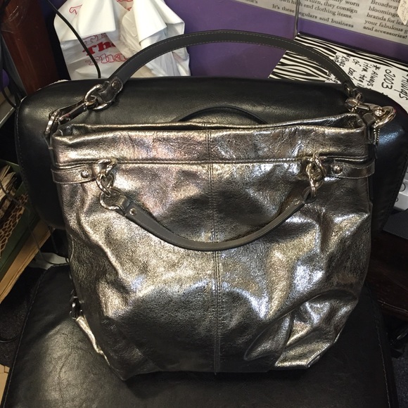 Coach handbag - Picture 1 of 4