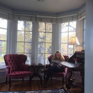 Meet your Posher, Krystle