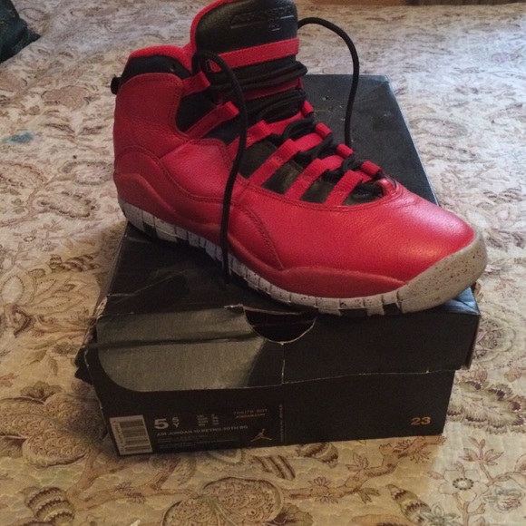 Jordan 10 like new 5.5Y